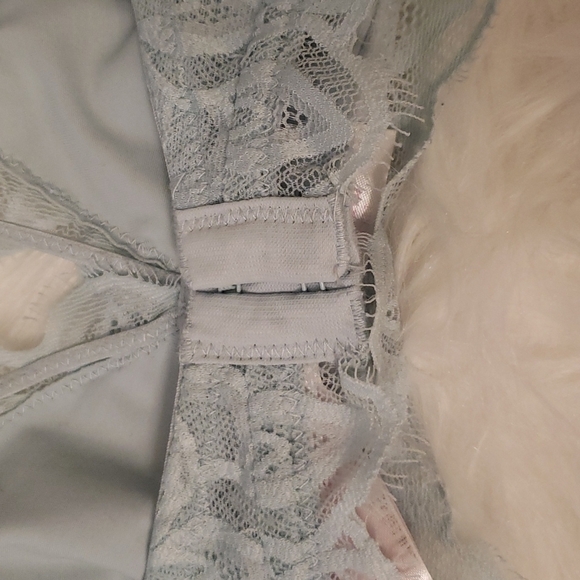 Victoria's Secret PINK Unlined Lace Bralette - Picture 6 of 13